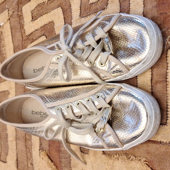 Ladies gold sneakers size9 - Picture 1 of 6